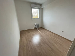  Appartement  vendre 4 pices 1 m