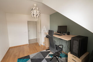  Appartement � vendre 5 pi�ces 85 m�