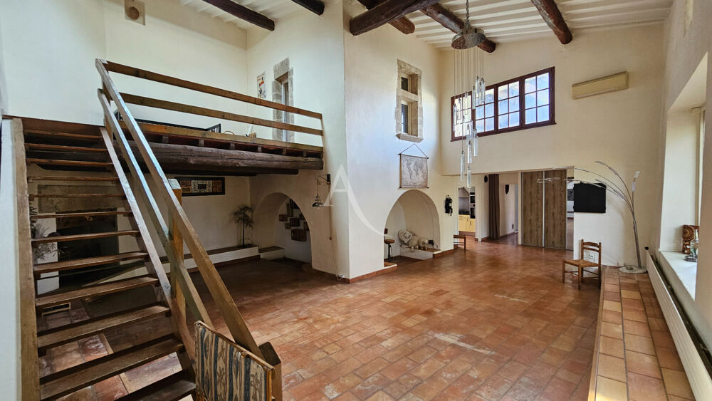 Maison Nages Et Solorgues 5 pièce(s) 149.39 m2