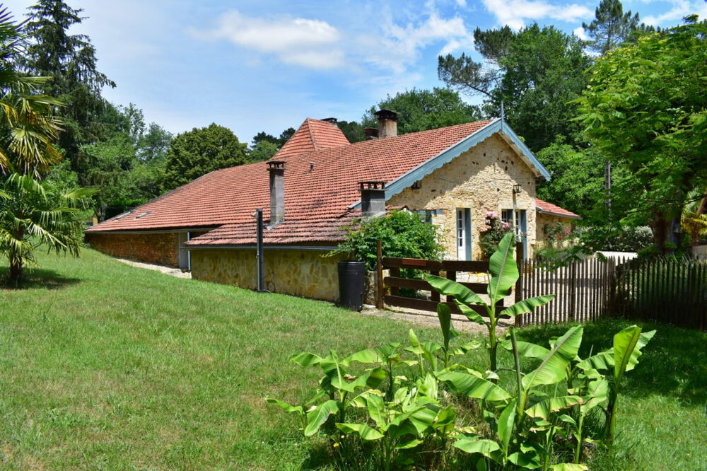 Vente Maison Magnifique ensemble en pierres, grange en bois et forêt attenante Prayssac