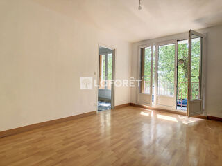  Appartement à louer 4 pièces 72 m²