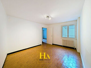  Immeuble � vendre 7 pi�ces 190 m�