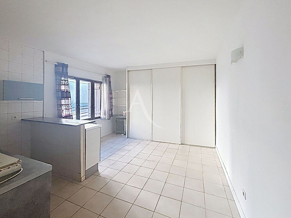 Appartement T1 à vendre à Guignes - 75 000 Vendu loué