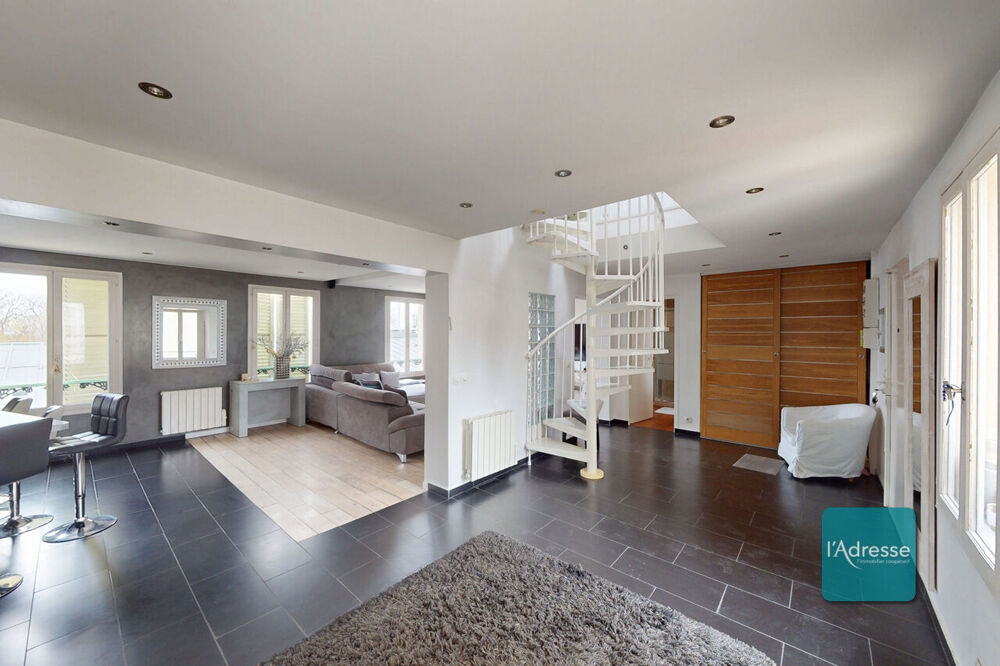 Duplex d'Exception de 150 m² : Un Esprit "Maison sur le Toit" en Plein Coeur de Nogent-sur-Marne