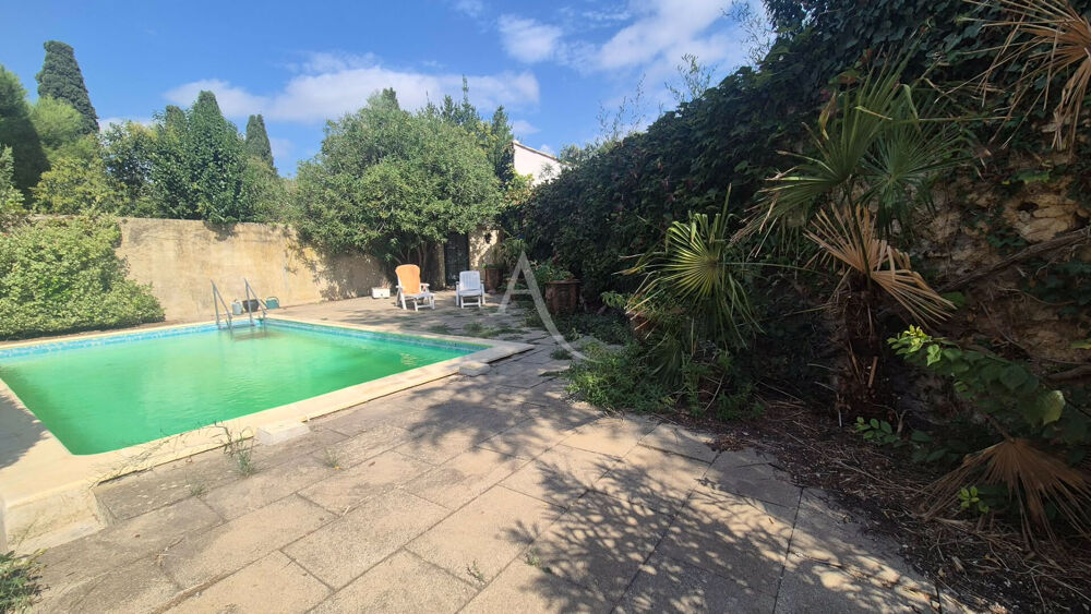 Vente Maison Maison de maître de 1870 de 340 m² avec piscine, puits et terrain de 885 m² à Montbazin Montbazin