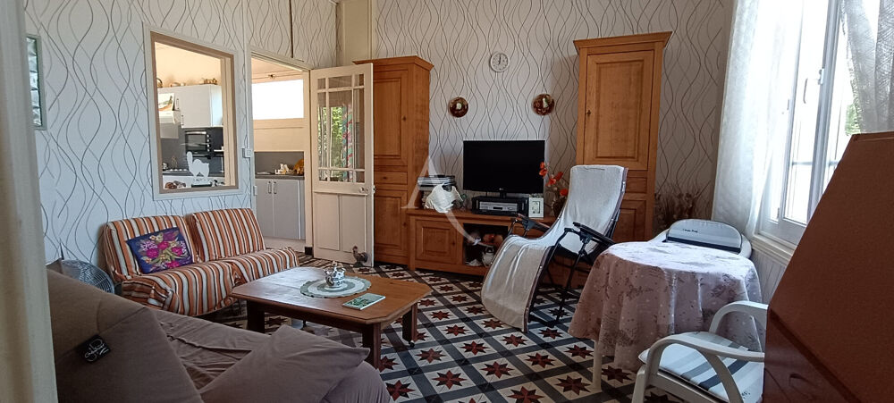 Vente Maison Charmante villa avec vue mer avec grand terrain constructible Port des barques
