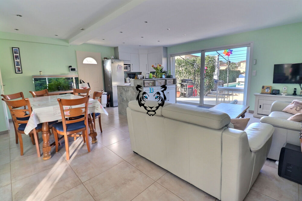 � vendre  Maison Roquebrune-sur-Argens (83520)