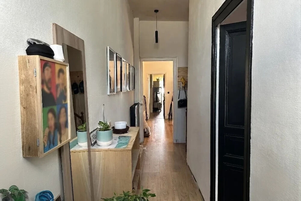 Vente Maison Maison de ville avec garage, jardin et chambre au rez-de-chaussée, à deux pas du centre ville St jean d angely