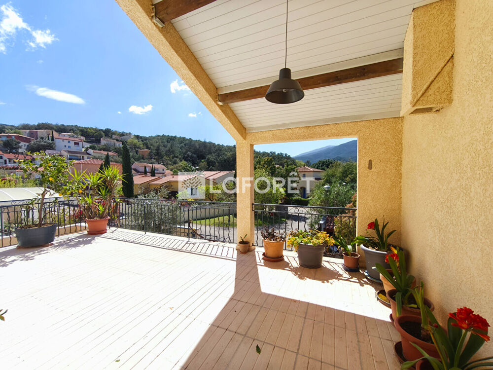 Maureillas-Las-Illas Belle maison avec piscine, appartement indépendant et espace pro