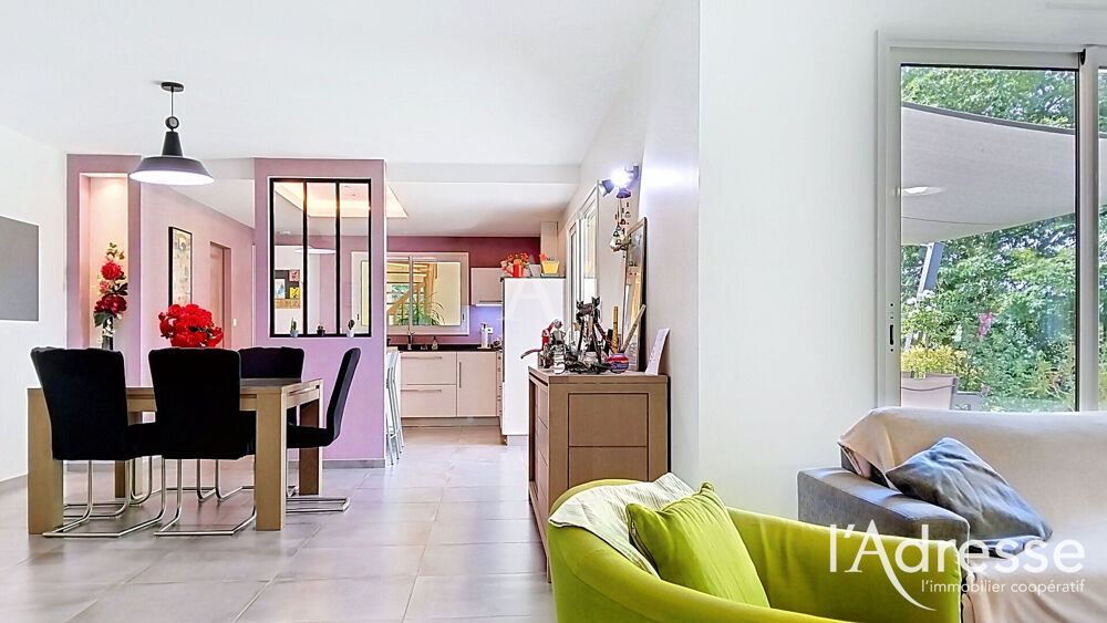 Vente Maison Entre Beaupréau et Chemillé : Plain?pied spacieux, 5 chambres et bureau indépendant Beaupreau en mauges