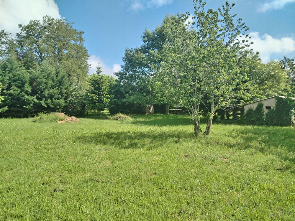 Vente Maison Maison avec 15786m² de terrain proche centre MONTPON MENESTEROL Montpon menesterol