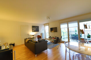  Appartement à louer 3 pièces 70 m²
