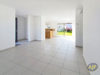  Maison à louer 4 pièces 83 m²