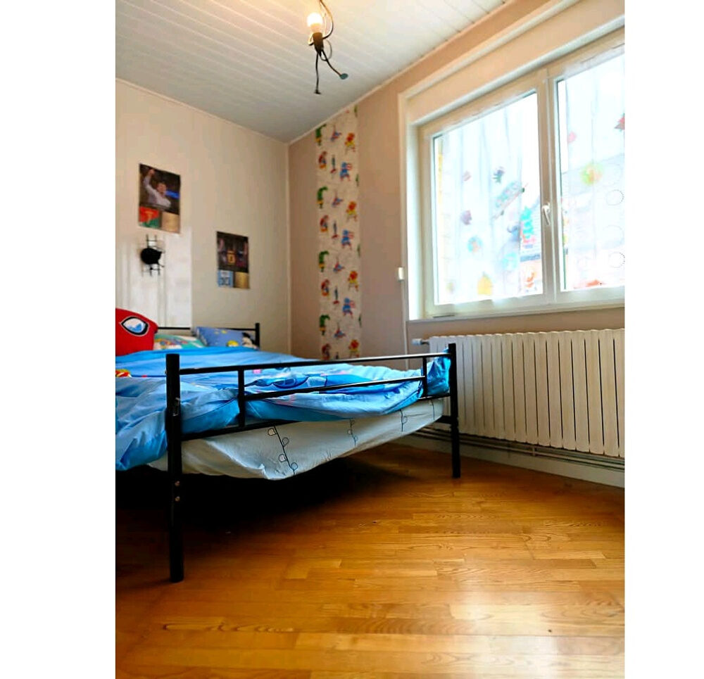Maison Sin Le Noble