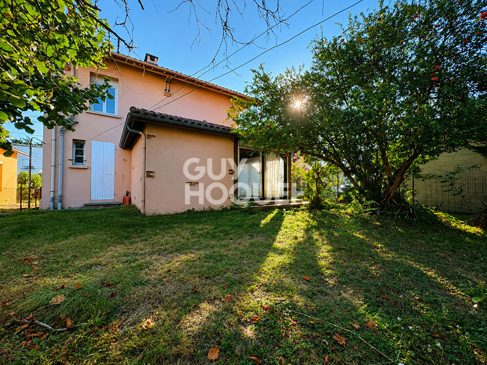 Maison 3 chambres avec jardin et garage à proximité du centre-ville d'Agen