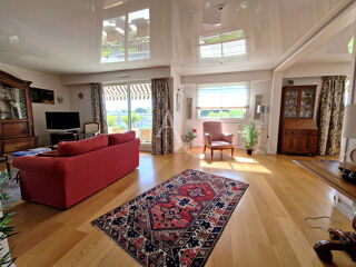  Appartement  vendre 6 pices 140 m
