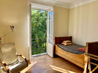  Appartement à vendre 6 pièces 141 m²
