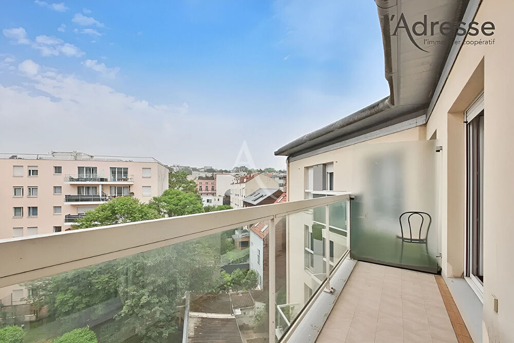 Appartement 4 pièces 106 m² · à Suresnes · 106 m² · 744 000 €