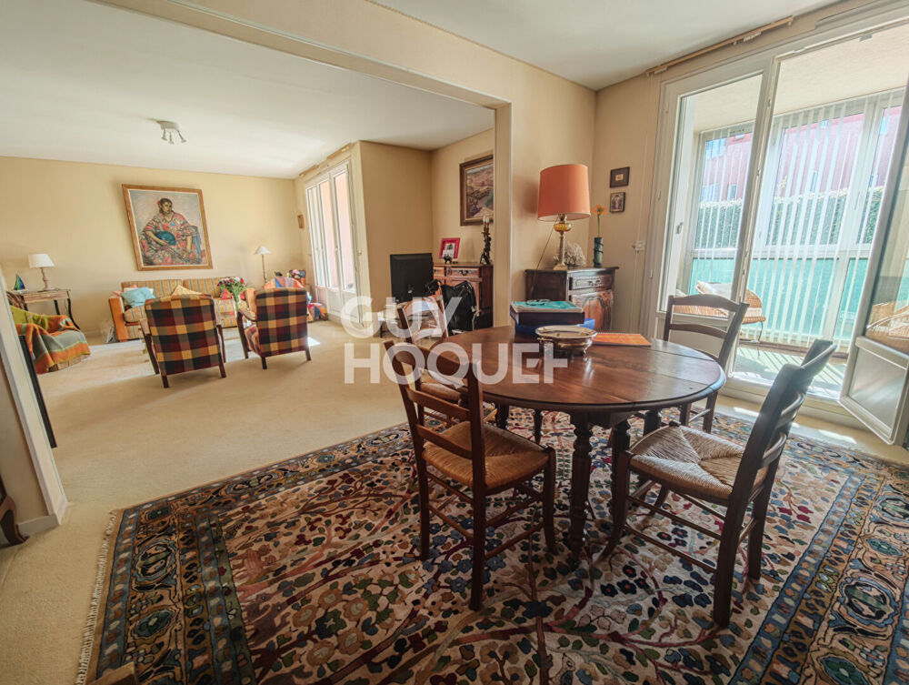Vente Appartement Appartement Chartres 5 pièce(s) 95 m² avec balcons, et garage. Chartres