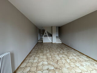  Maison à louer 3 pièces 81 m²
