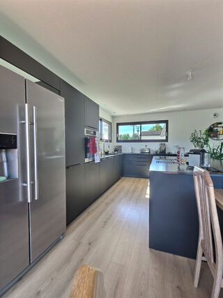  Maison  vendre 6 pices 185 m