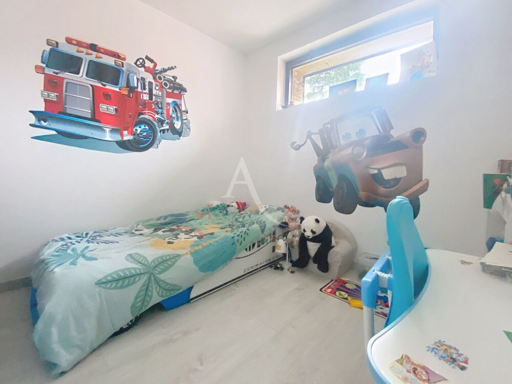Vente Maison Maison La Meignanne 6 pièce(s) 165m2 La meignanne