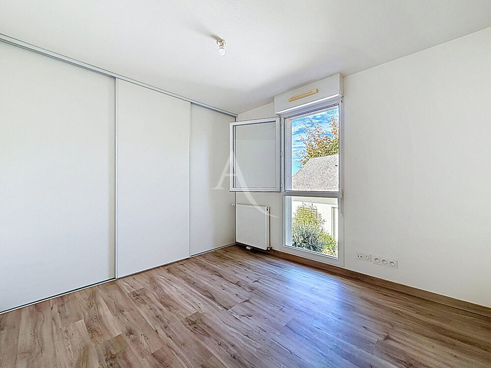 Vente Appartement PAU T3 avec esprit maison, terrasse et 2 parkings - Saint-Julien / Hélioparc Pau