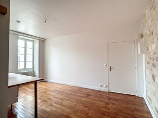  Appartement à louer 1 pièce 23 m²