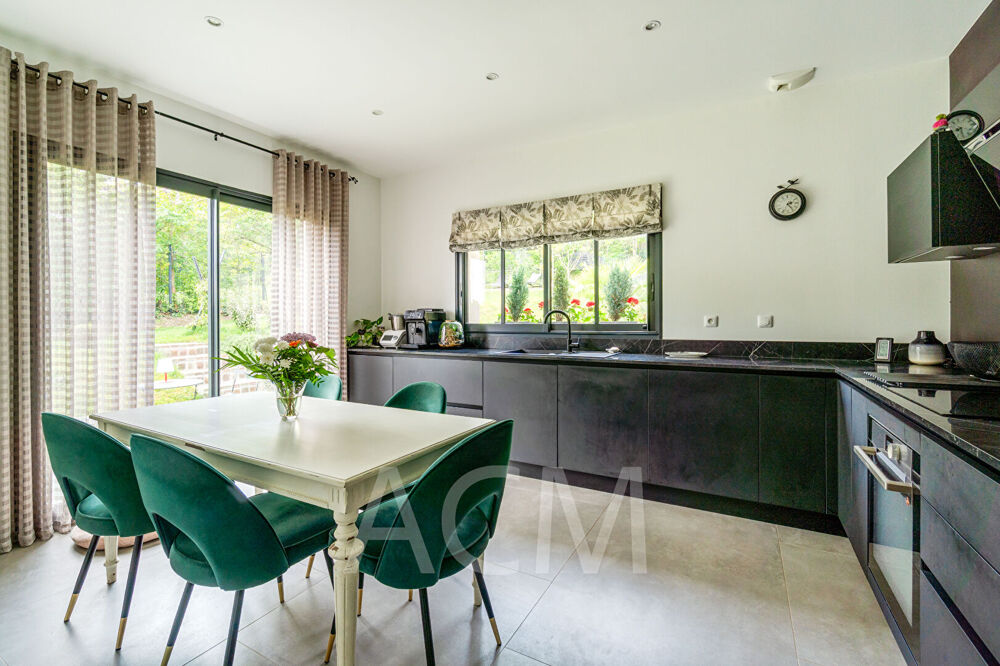 Maison de prestige à vendre à Le Mesnil Le Roi