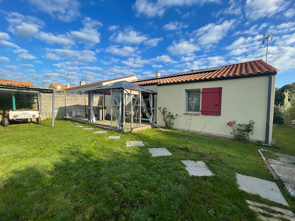 Vente Maison Maison Saint Reverend 3 pièce(s) 425 m2 Saint reverend