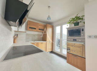  Appartement � vendre 4 pi�ces 83 m�