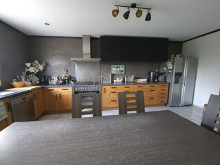  Maison  vendre 6 pices 167 m