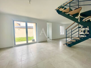  Maison  vendre 4 pices 115 m