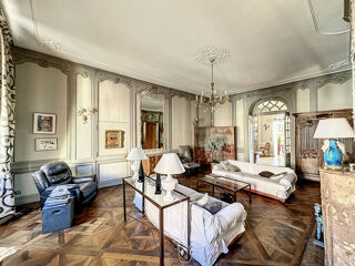  Appartement  vendre 7 pices 247 m