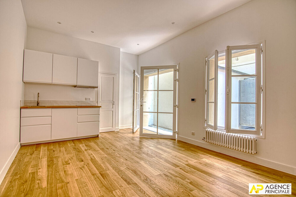 Vente Maison Versailles Notre-Dame Maison de ville en plein coeur du quartier de 4 pièces 95.25 m² au sol Versailles