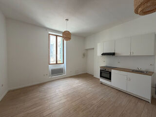  Appartement à louer 2 pièces 34 m²