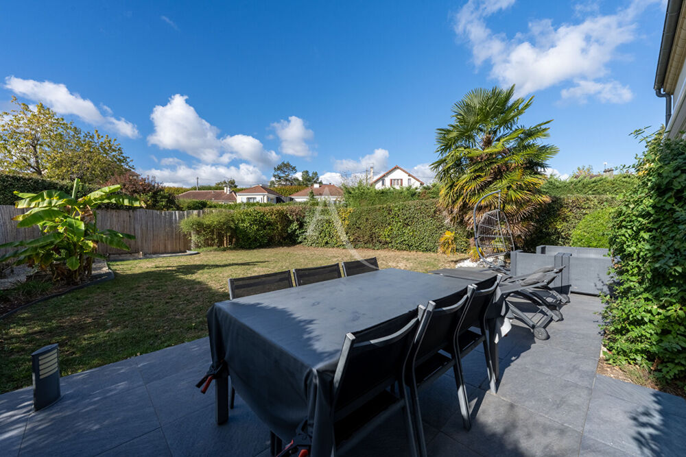 Vente Maison Pontoise Tribunal, Superbe maison familiale de 7 pièces ? Emplacement N°1 Pontoise