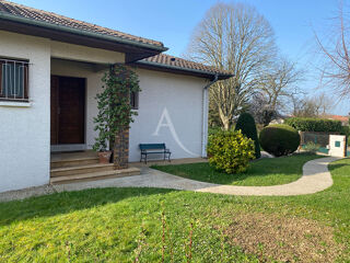  Maison à louer 5 pièces 152 m²