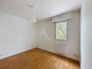  Appartement à louer 2 pièces 37 m²
