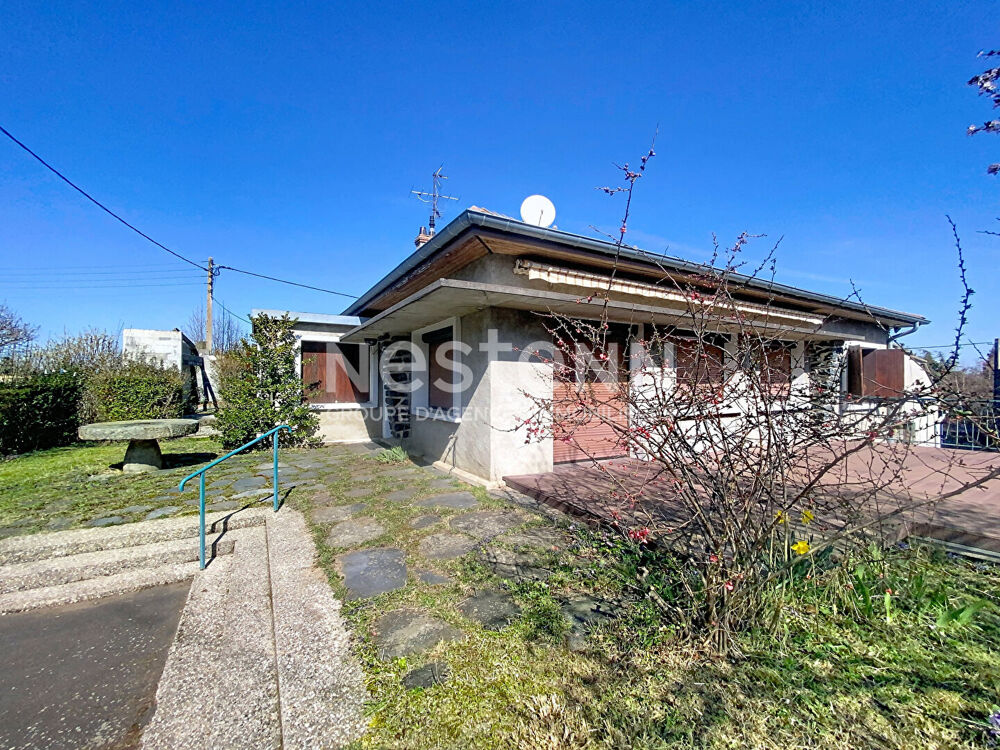Vente Maison CENTRE YSSINGEAUX Maison de 105 m² environ  avec terrasse, garage et dépendances Yssingeaux