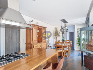  Maison à vendre 8 pièces 214 m²