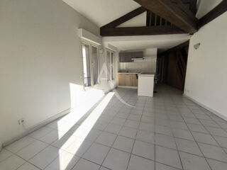  Appartement à louer 2 pièces 47 m²