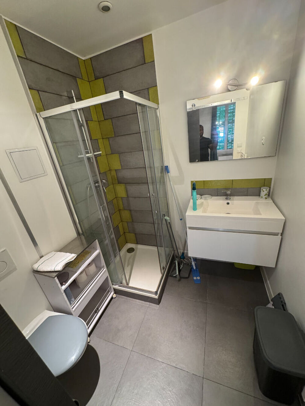 NICE RIQUIER - ENSEMBLE IMMOBILIER DE 2 STUDIOS - FORTE RENTABILITÉ LOCATIVE