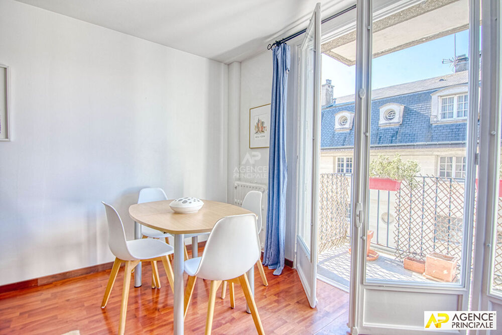 Vente Appartement Versailles Notre-Dame Les Prés - Appartement 3 pièces 55.49 m² carrez situé au 2ème étage  avec balcon, cave et parking Versailles