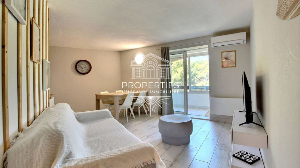 BORMES - LA FAVIERE - T2 42M² + LOGGIA 6M² - DERNIER ETAGE- PARKING