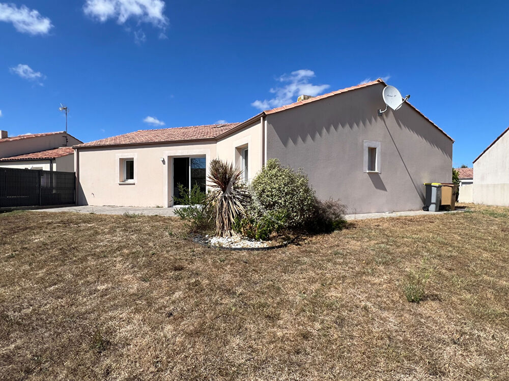 Maison 4 pièces 94 m² · à Saint Hilaire la Foret · 94 m² · 280 000 €