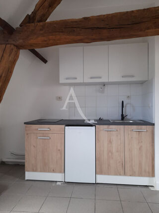  Appartement � louer 1 pi�ce 32 m� Trie chateau