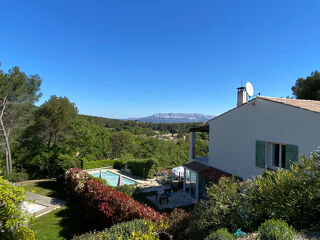  Maison à louer 6 pièces 154 m²