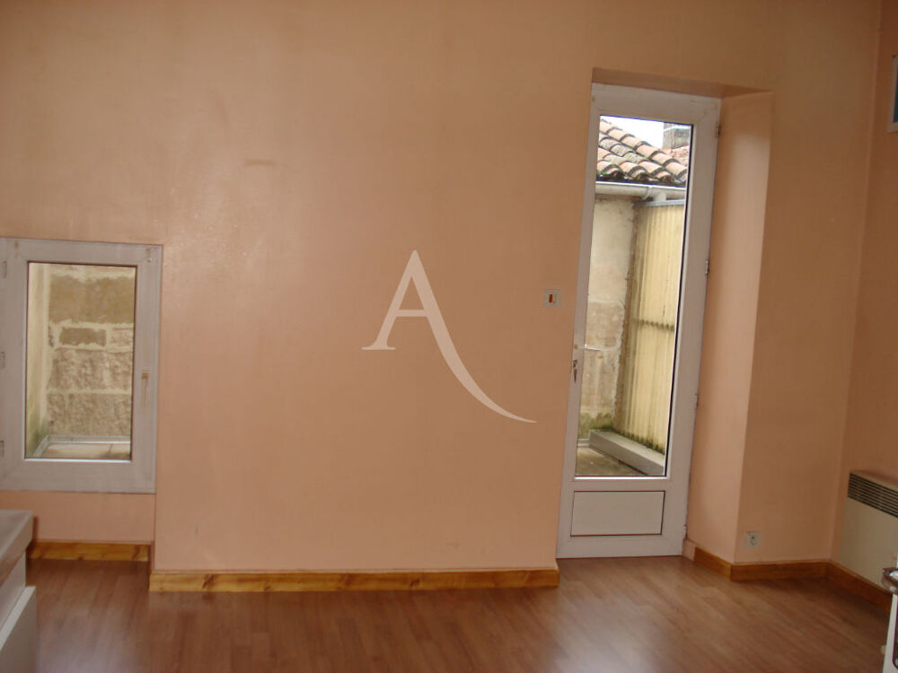 Vente Immeuble Appartement au centre de Fontenay Le Comte Fontenay le comte