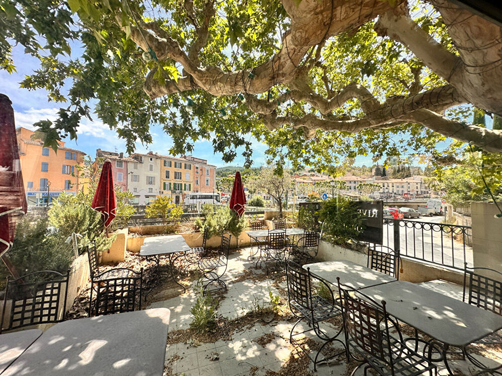Hotel Apt 11 pièce(s) 425 m2